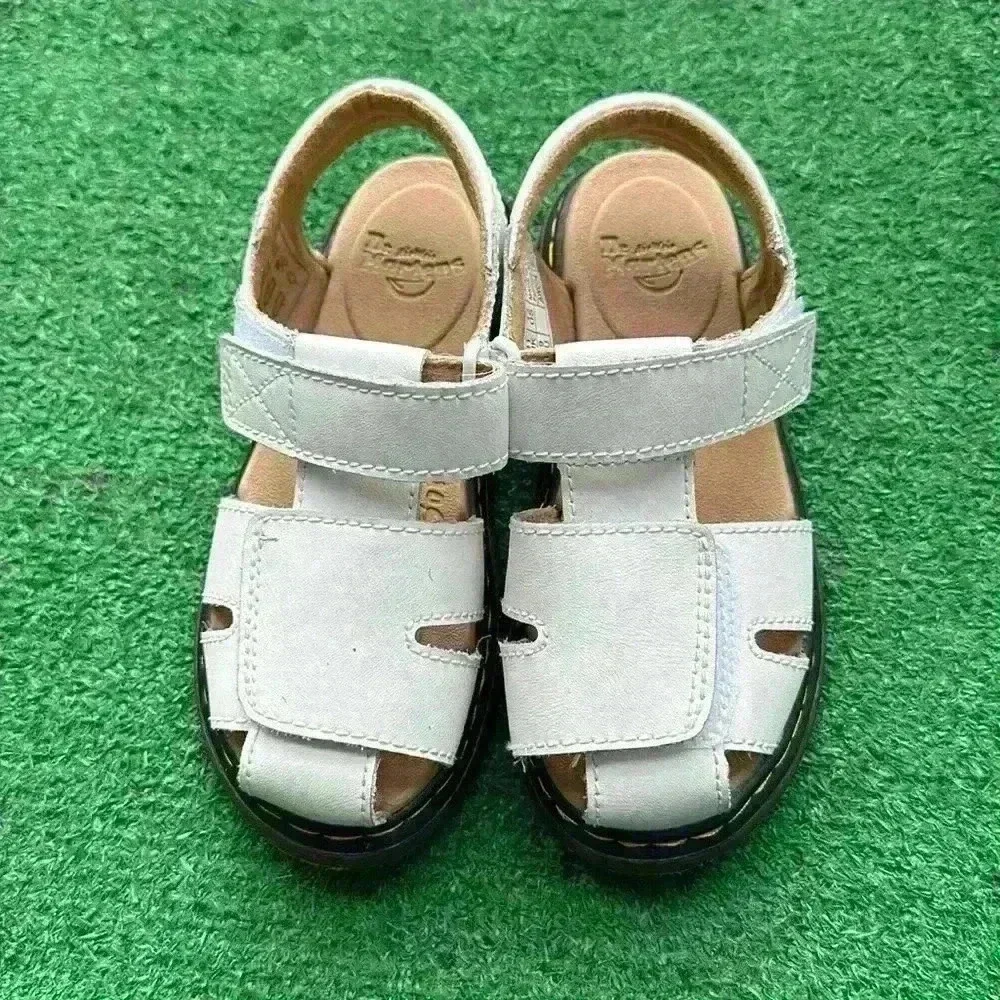 Dr. AirWair Martens kids white shoes